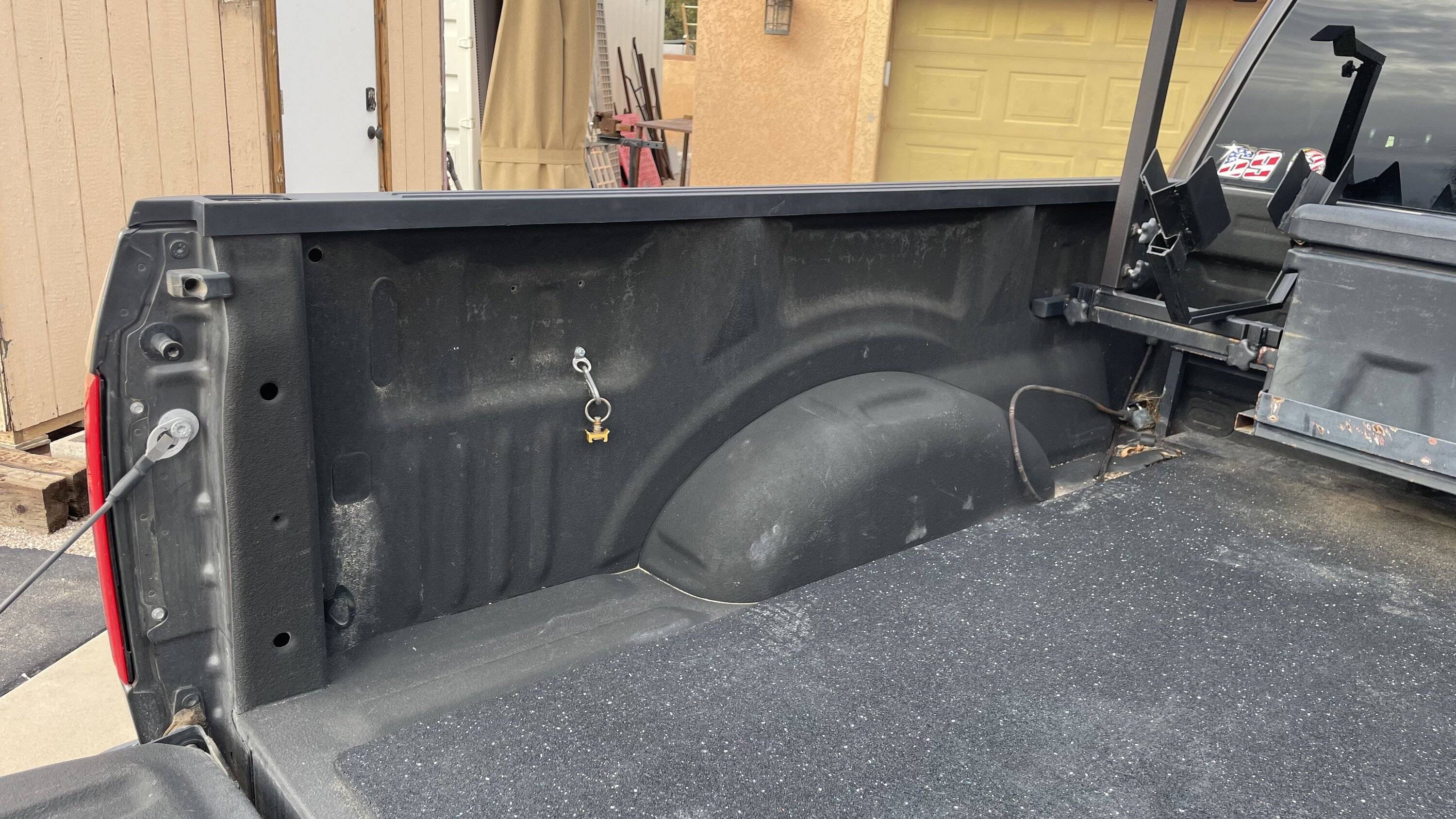 Ford Ranger Factory bed liner? IMG_9090