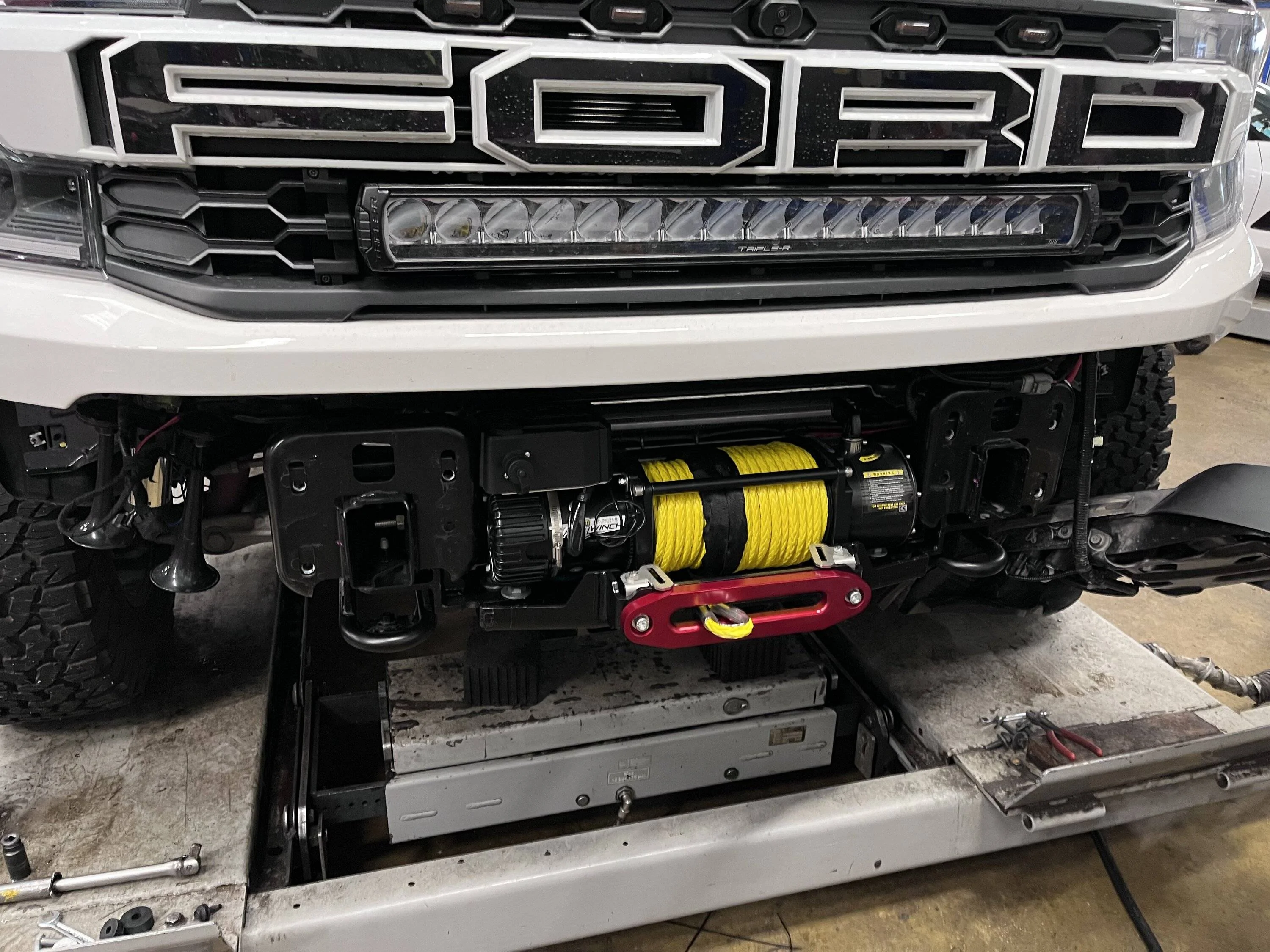 Ford Ranger Installation treuil raptor IMG_3147