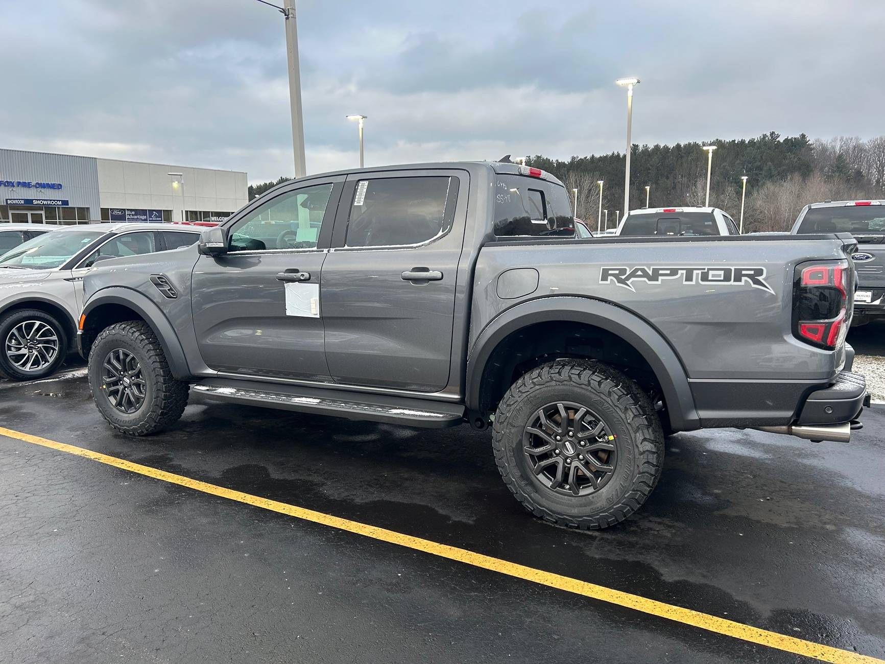 Ford Ranger Watching my 2024 Ranger Raptor get unloaded off delivery truck! 🤩😱 [cold start video added]! img_1801-jpe