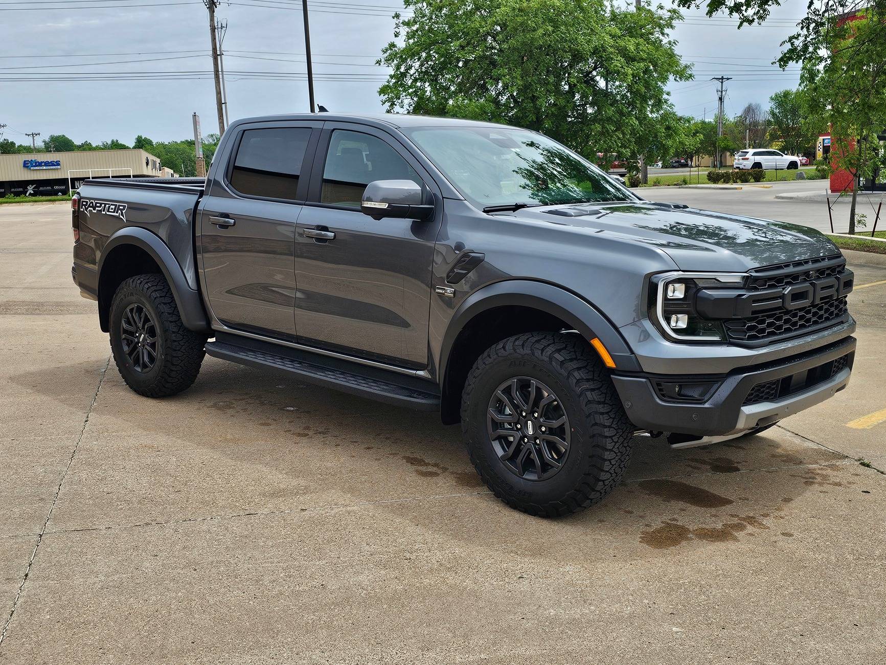 Ford Ranger Finally picked up my 2024 Ranger Raptor today... oh what fun!!!! Mods already 20240420_130836
