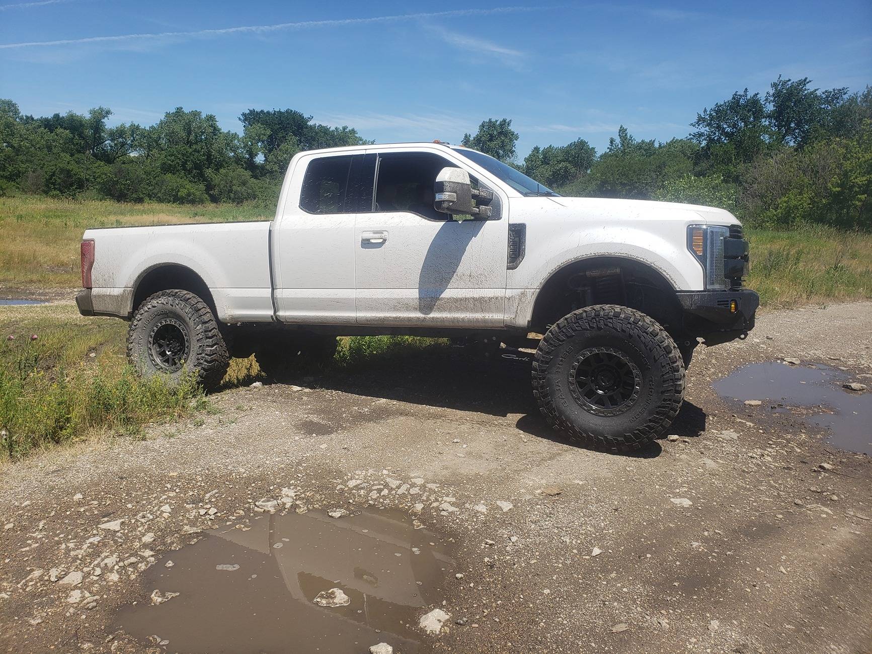 Ford Ranger New member with hot pepper red raptor 20220626_114919