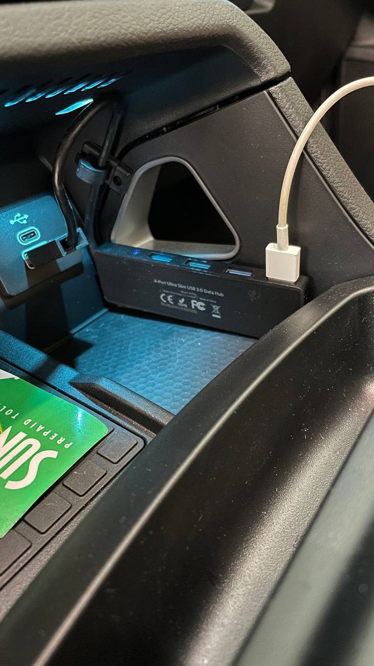 Ford Ranger USB power question that turned into J-Brace conversation USB Hub