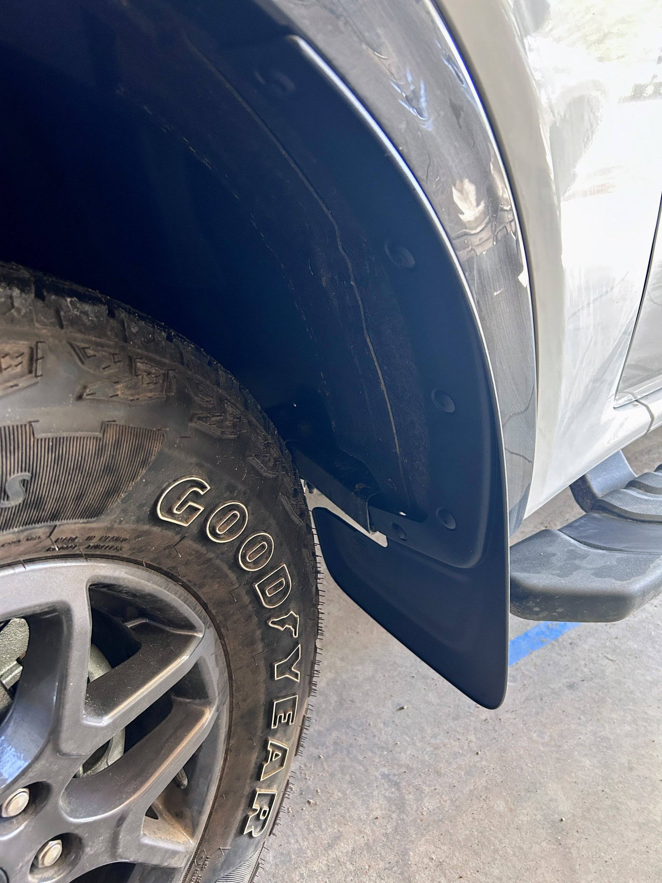 Ford Ranger RANGER 2024 MOLDED SPLASH GUARDS IMG_1714.JPG