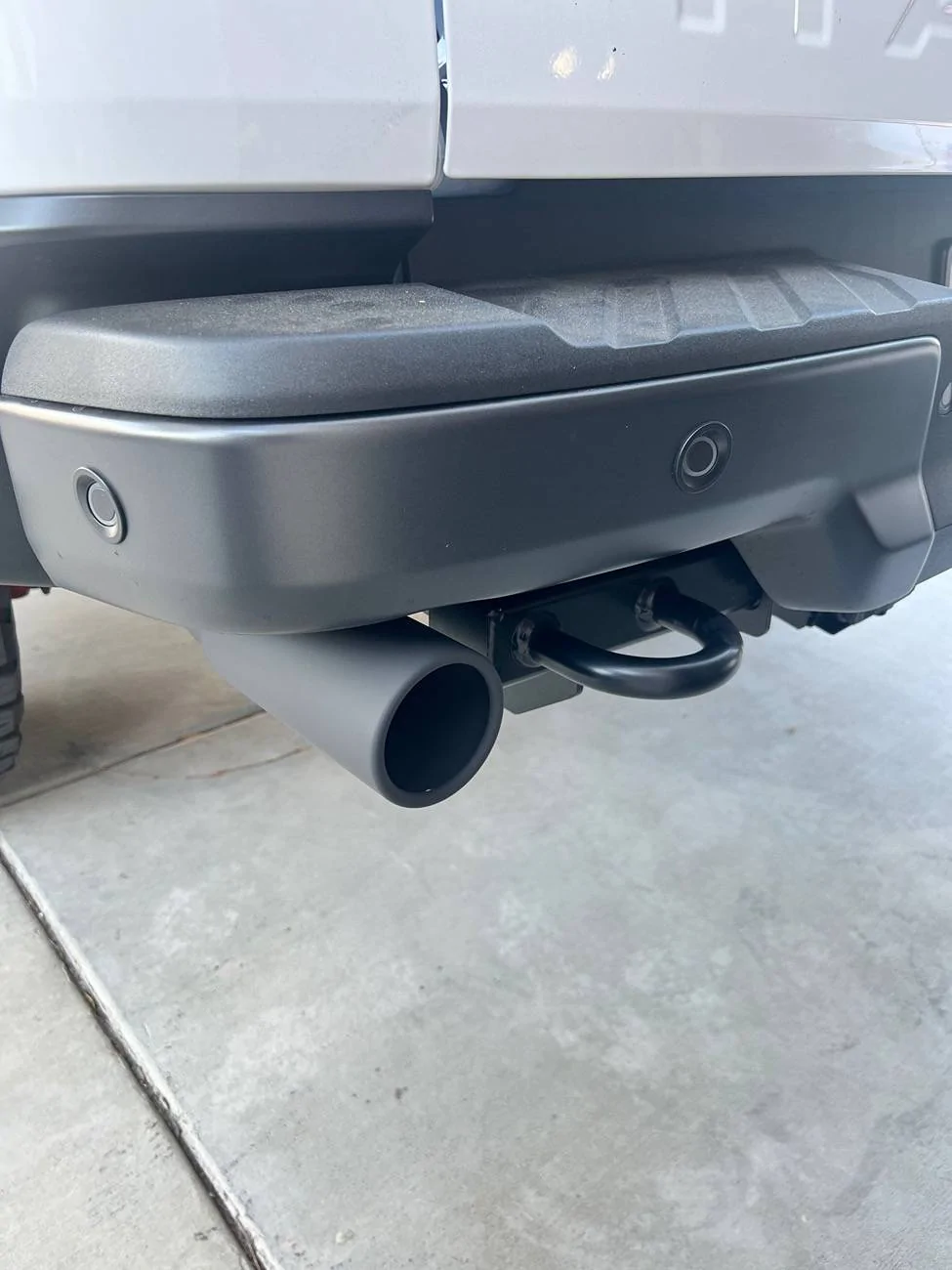 Ford Ranger Blacked out exhaust tips on Ranger Raptor w/ ceramic exhaust paint IMG_9361