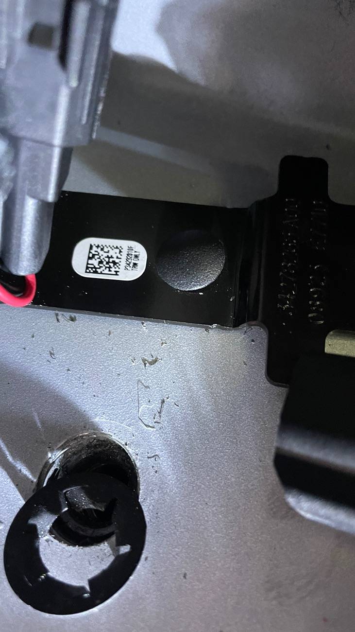 Ford Ranger Center Back Seatbelt Removal Bracket 04
