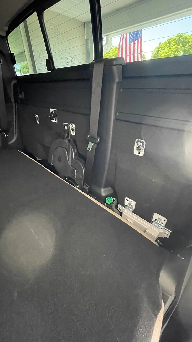 Ford Ranger Center Back Seatbelt Removal Bracket 06