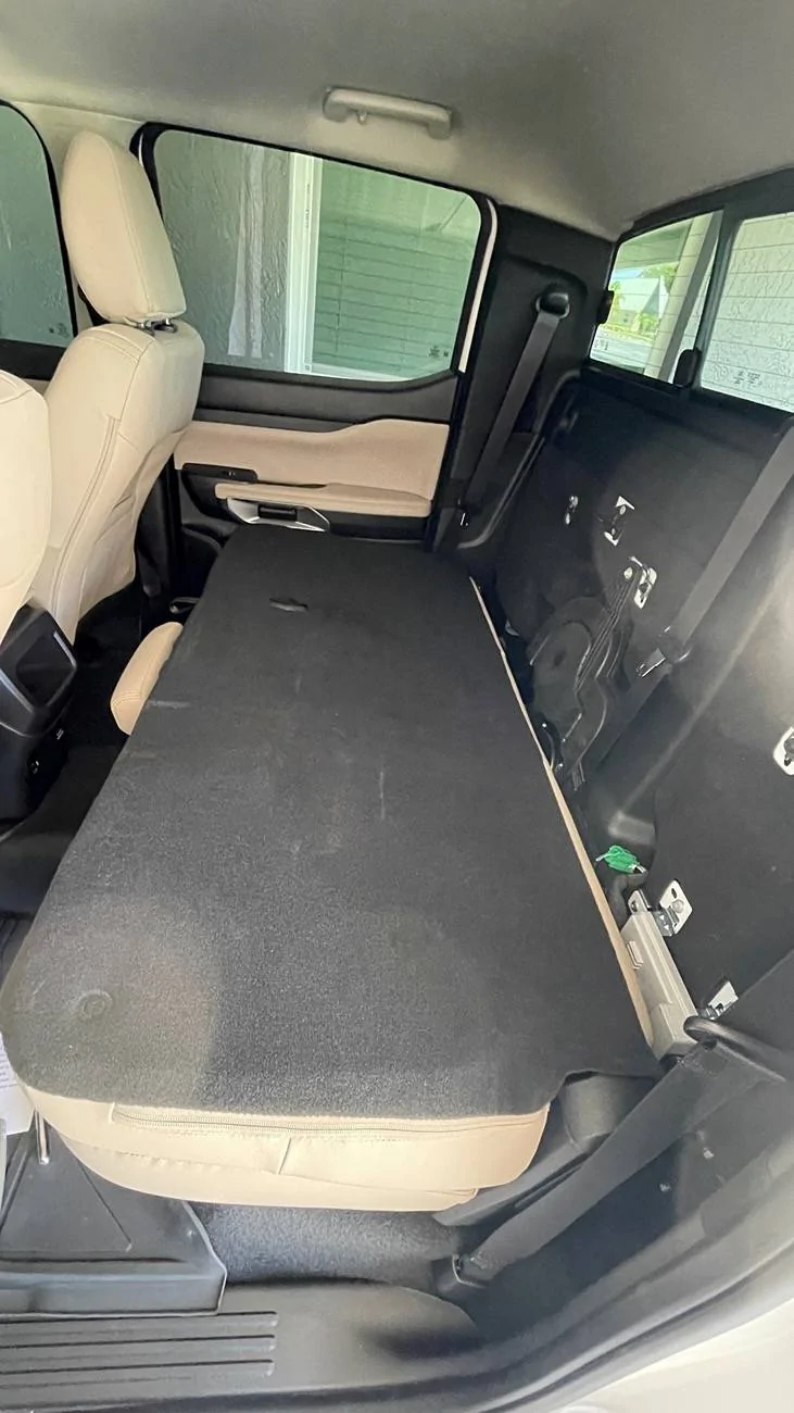 Ford Ranger Center Back Seatbelt Removal Bracket 05