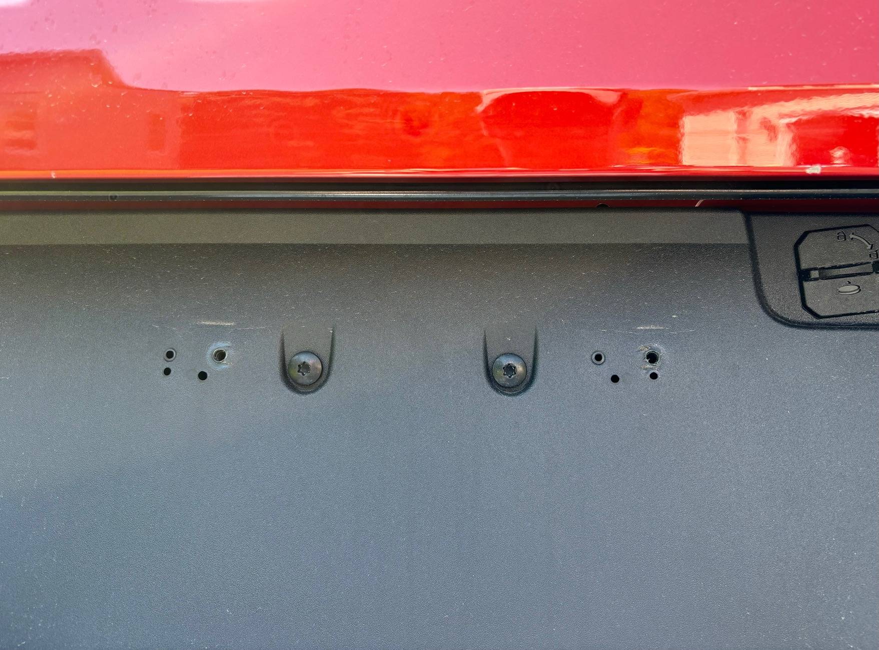 Ford Ranger License plate rub IMG_7319