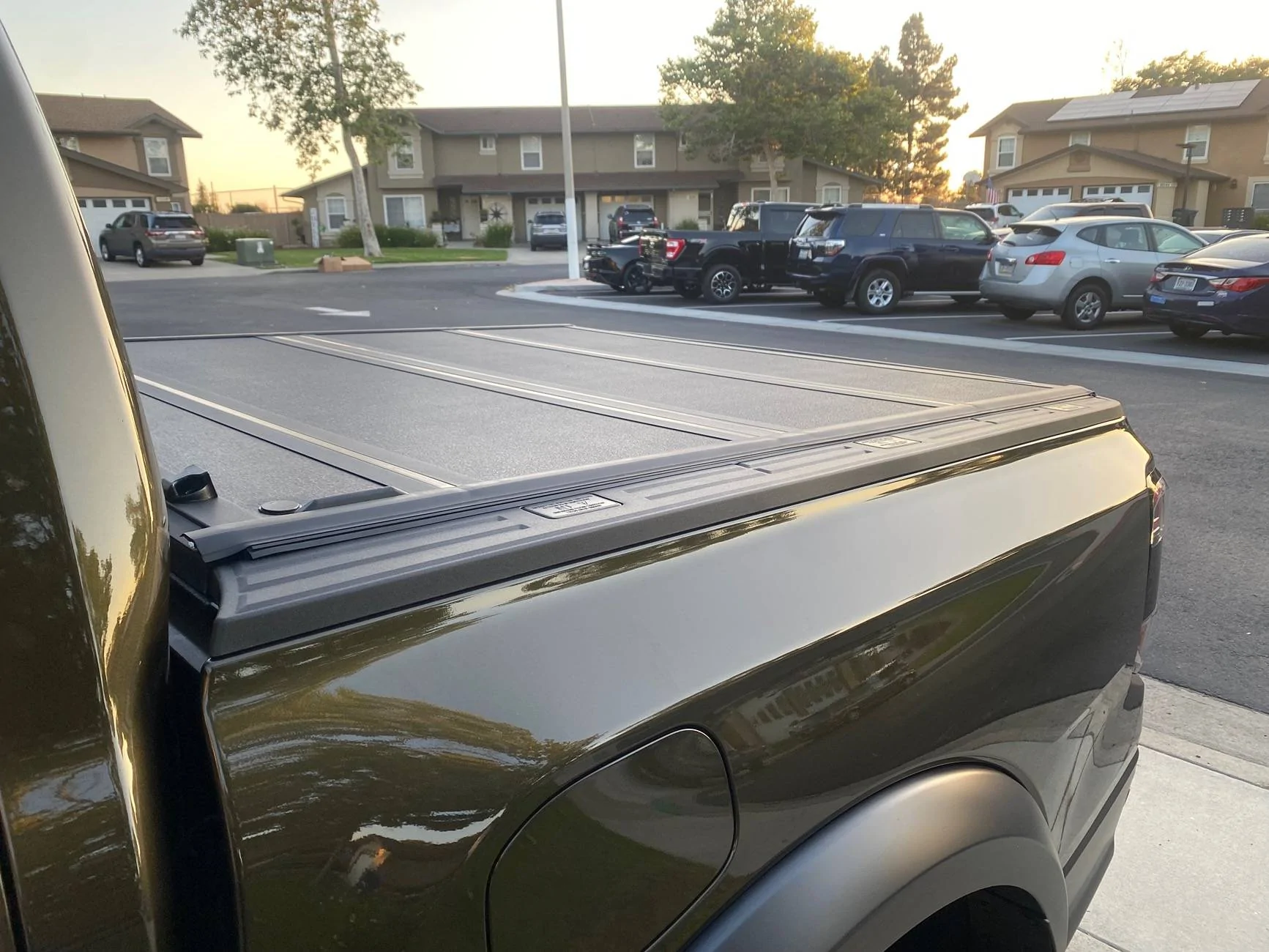 Ford Ranger New Tonneau cover IMG_8432