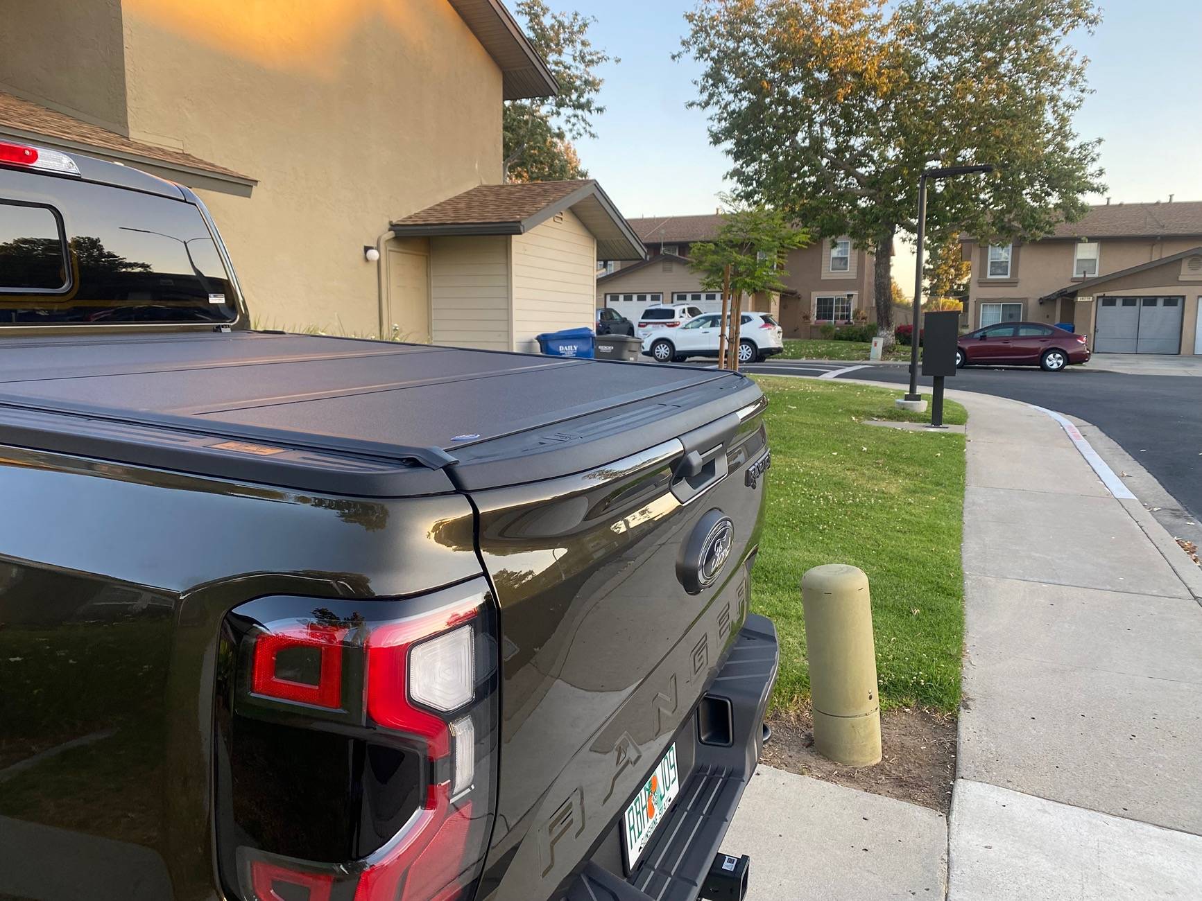 Ford Ranger New Tonneau cover IMG_8433