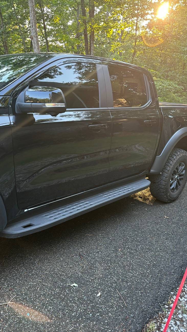Ford Ranger New Tonneau cover IMG_0429