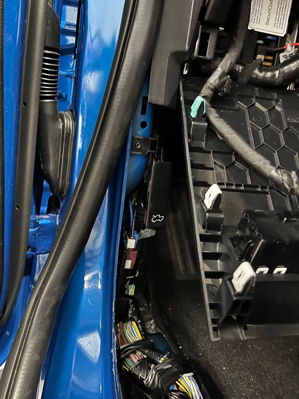 Ford Ranger HOW TO: Install dash cam using driver's side cabin fusebox, 2024 Ranger Raptor IMG_6869