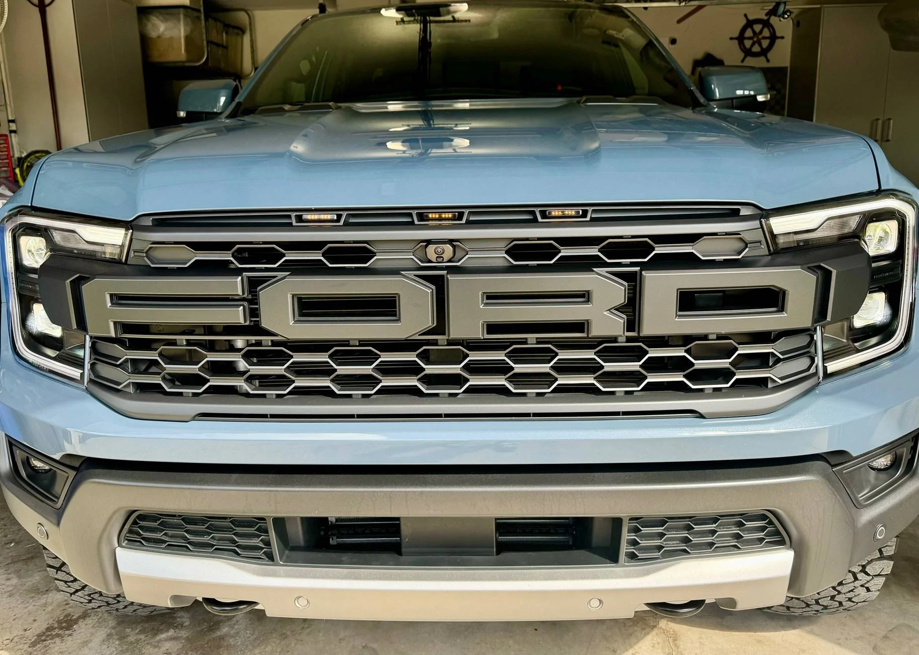 Ford Ranger Who makes Raptor lights for the grill? IMG_0793