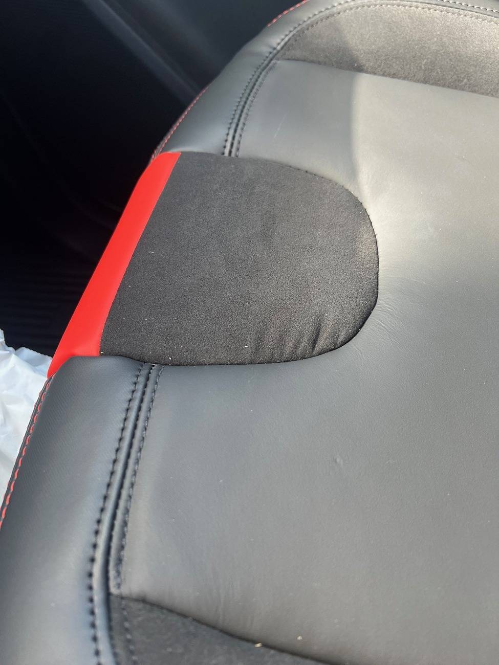 Ford Ranger Driver Seat Leather issues: Ranger Raptor thumbnail_IMG_8994