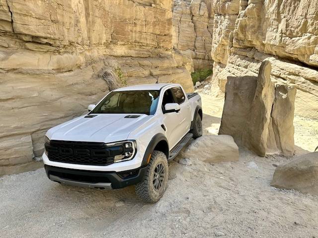 Ford Ranger Ranger Raptor on Anza Borrego Trail 2