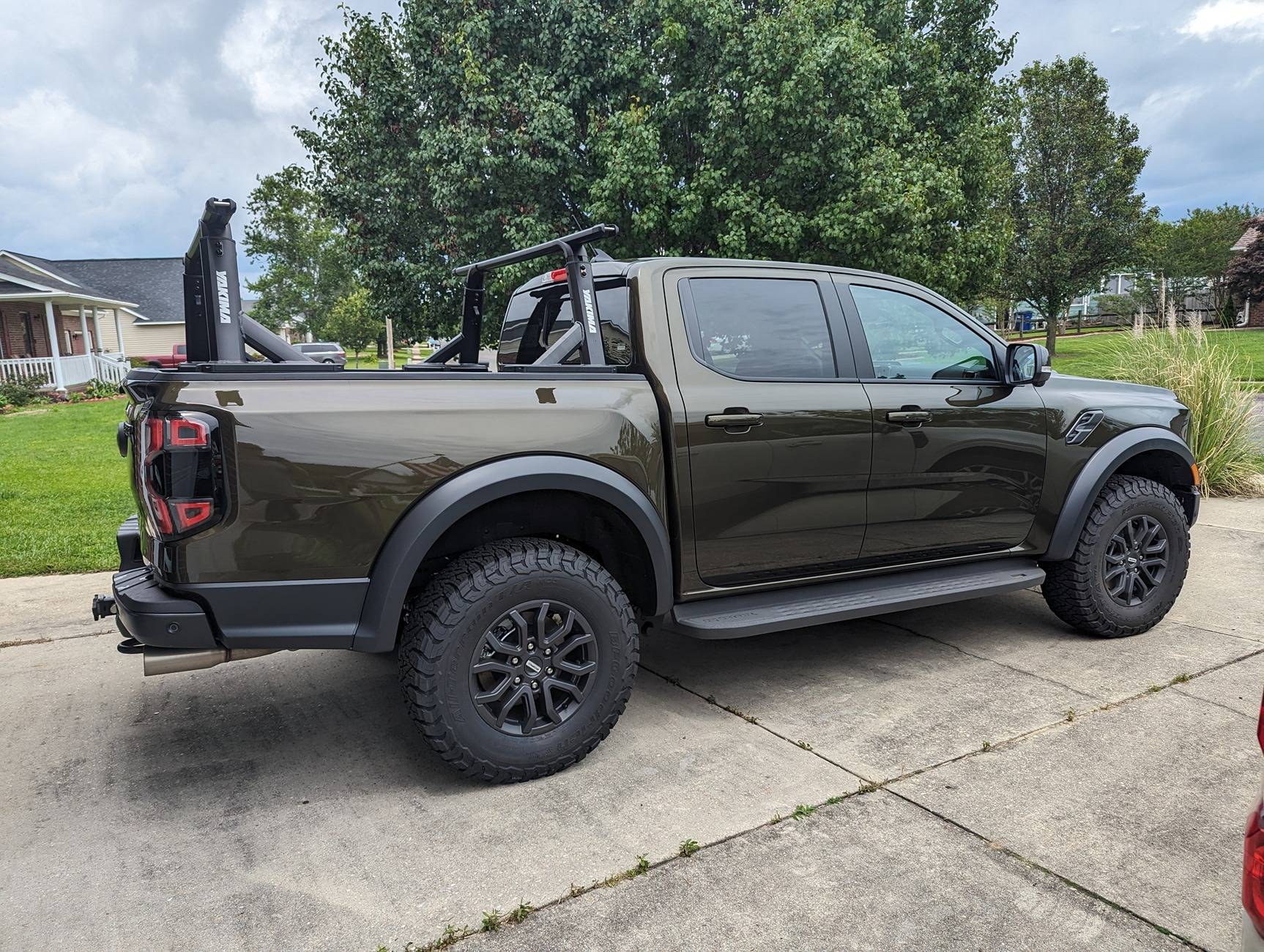 Ford Ranger Remove Plastic Bed "Rails" PXL_20240518_171819153
