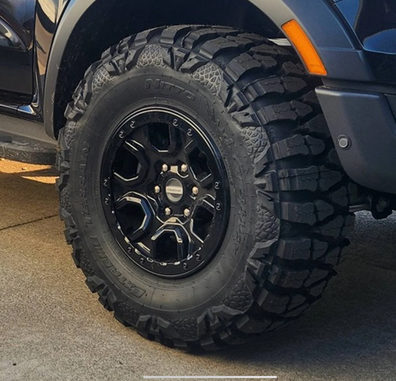 Ford Ranger Wheels & Tires sorted: 295/70R17 34” tall 12” wide +30 offset / Update +30 offset now running Falken AT4W P285/70R17s IMG_4531