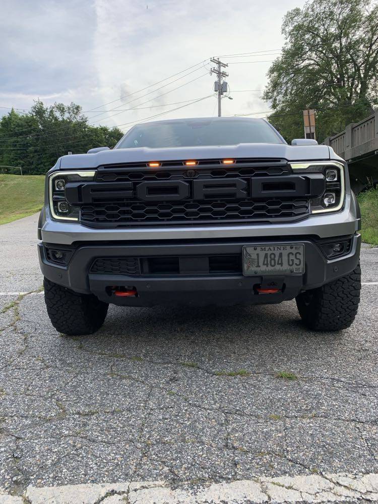 Ford Ranger Anyone happy with their grill lights? 452639129_414592607679305_3082414942682411878_n