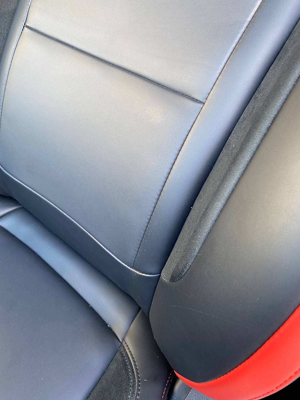 Ford Ranger Driver Seat Leather issues: Ranger Raptor IMG_7133