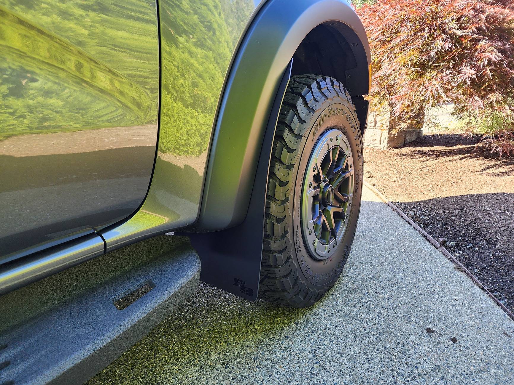 Ford Ranger 20 min install - Rokblokz mud flaps 1000033506