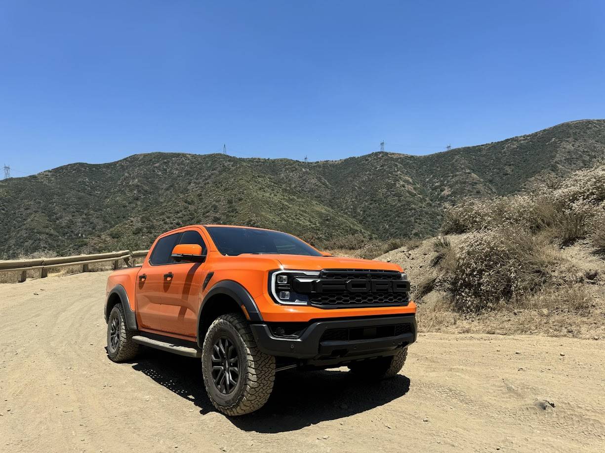 Ford Ranger Sunrise Orange Ranger Raptor Build - Orange County 00 - Trail