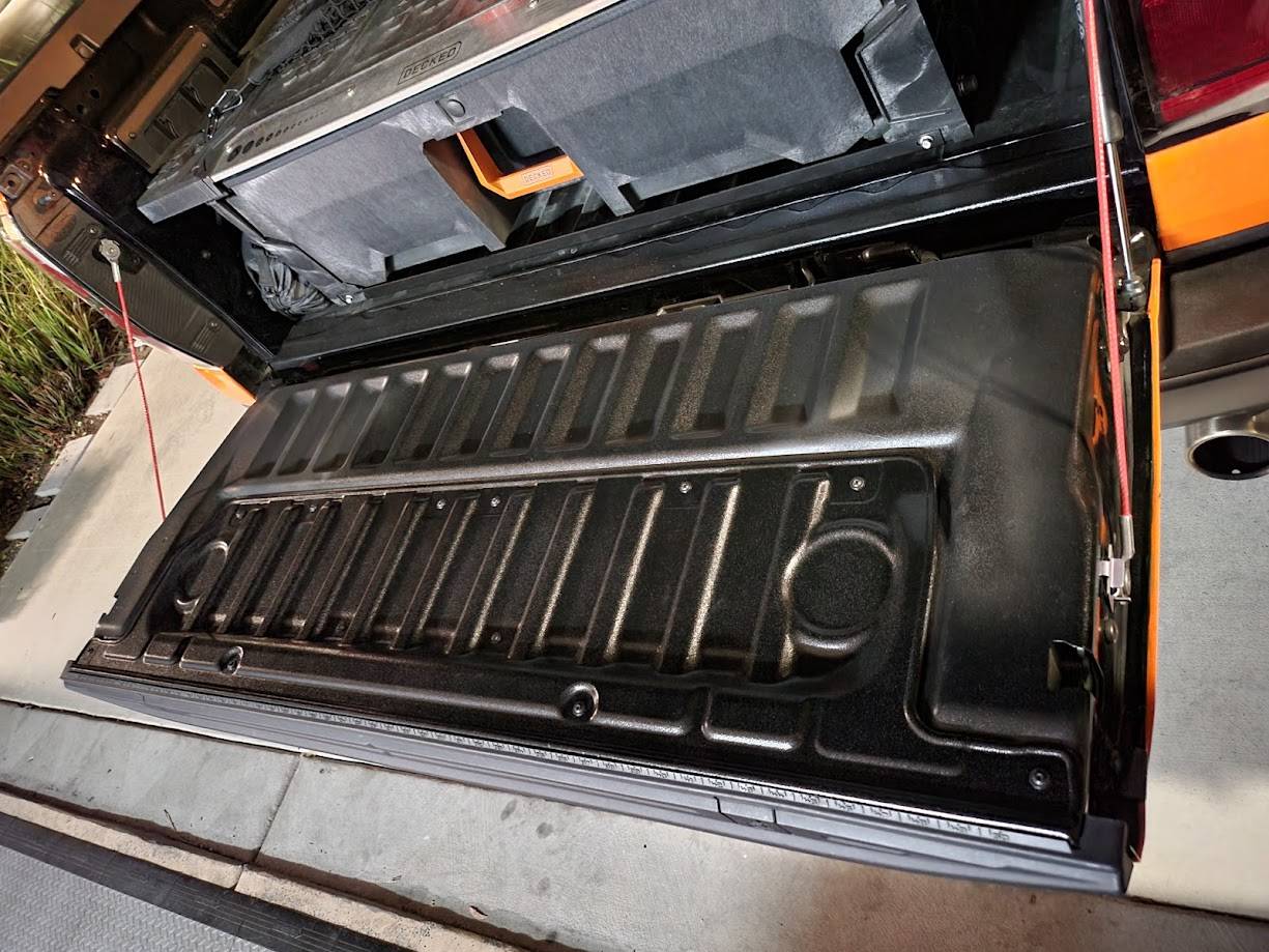 Ford Ranger Sunrise Orange Ranger Raptor Build - Orange County 09 - Tailgate Bedliner