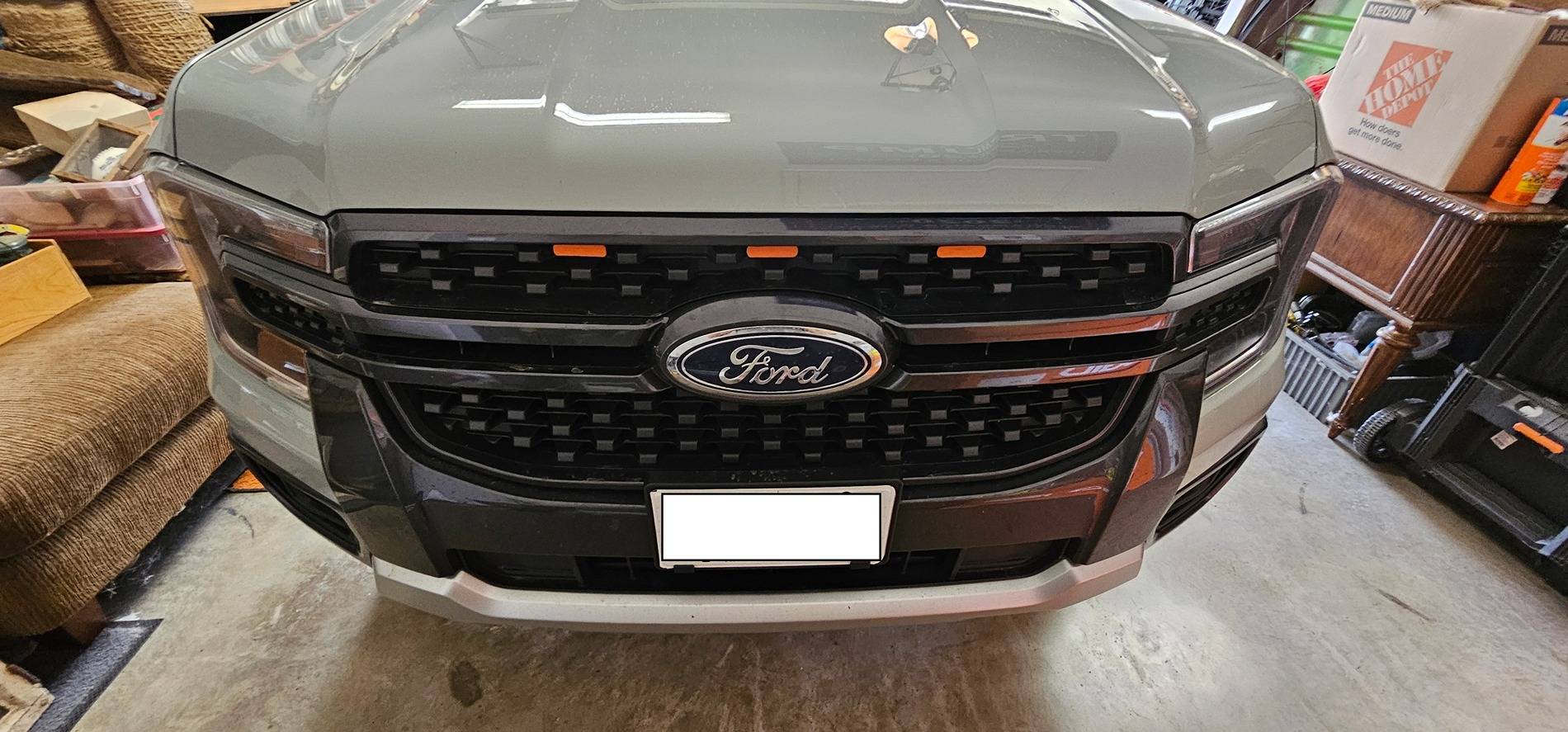 Ford Ranger Ranger XLT FX4 grill Raptor style light mockup Grill light mockup v2