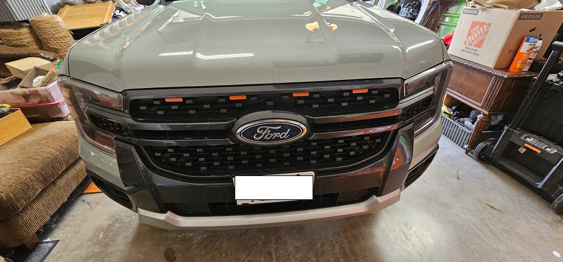 Ford Ranger Ranger XLT FX4 grill Raptor style light mockup Grill light mockup v3