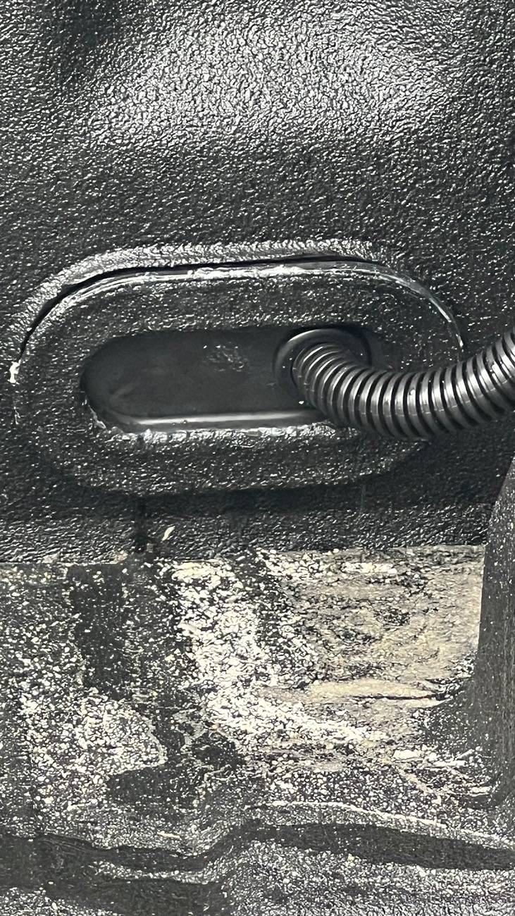 Ford Ranger Please help! Question regarding tonneau cover and drain holes. IMG_0304