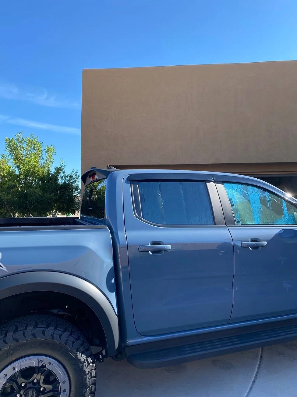 Ford Ranger Ford Accessories roof spoiler - anyone installed? IMG_2763