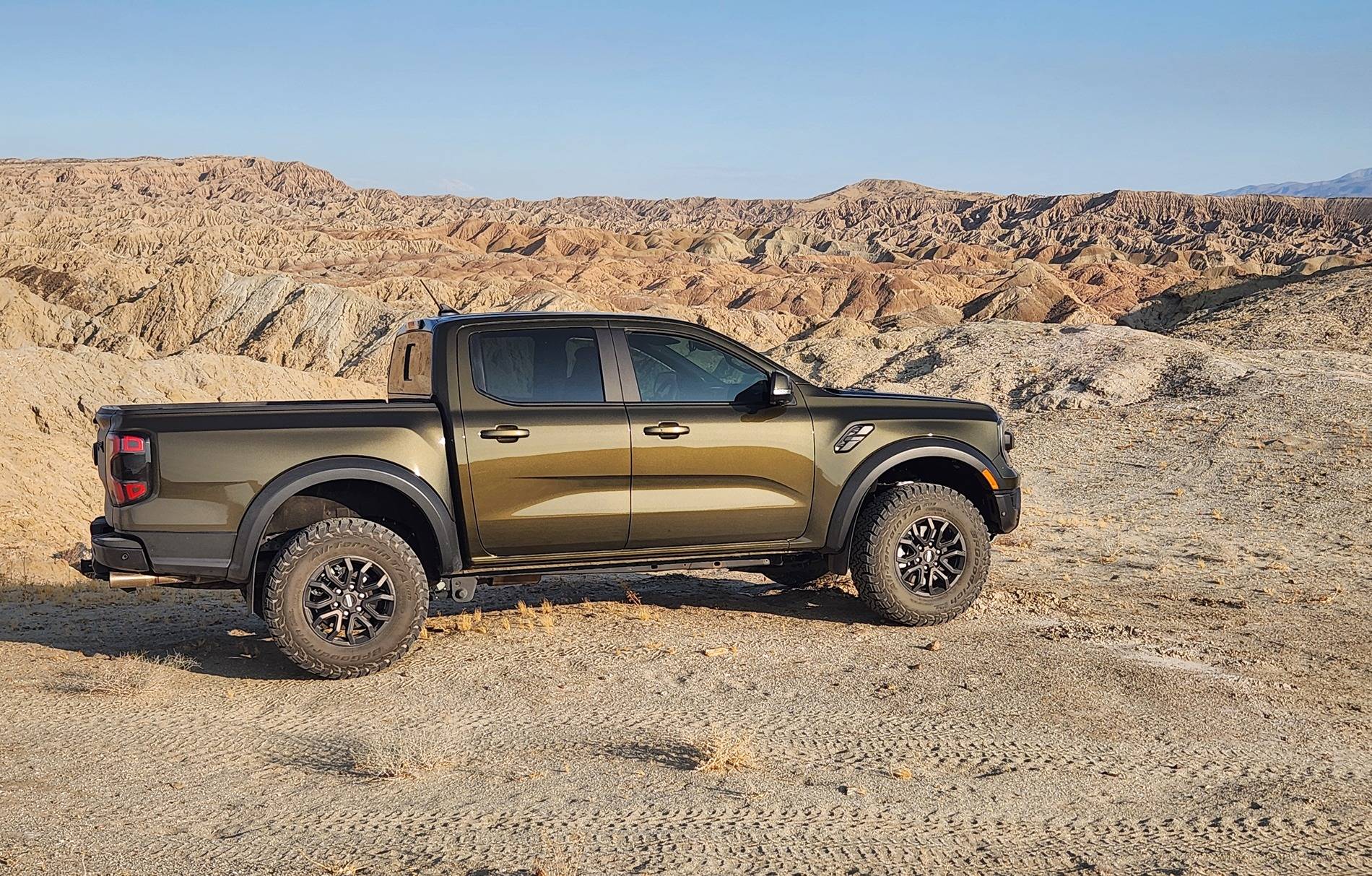 Ford Ranger Show your latest Ranger & Ranger Raptor pics! 🤳 1000007060