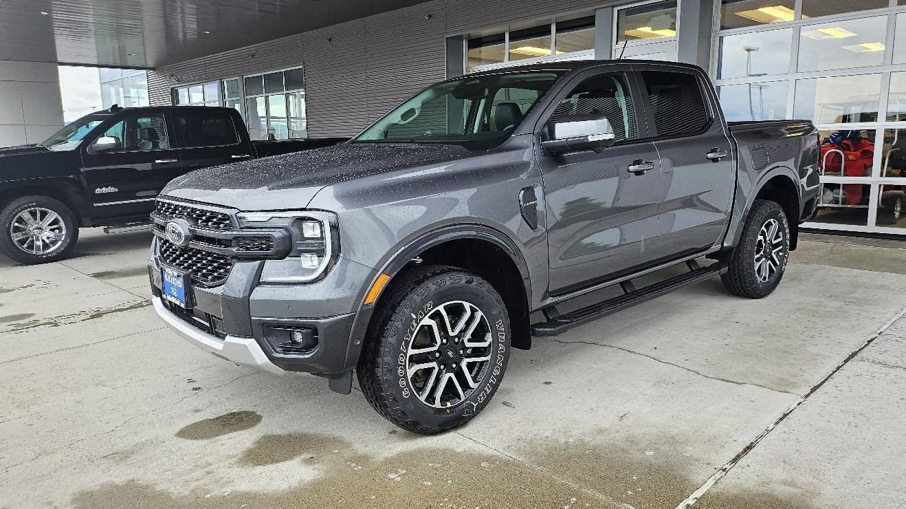 Ford Ranger AT tires that are good on the highway and snow 20240828_Rang2