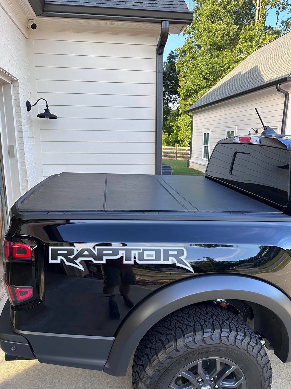 Ford Ranger Tonneau  cover shopping today IMG_0082