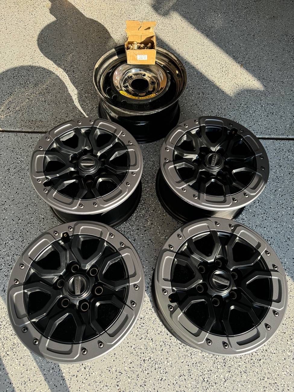 Ford Ranger Ranger Raptor bead lock rims IMG_4457