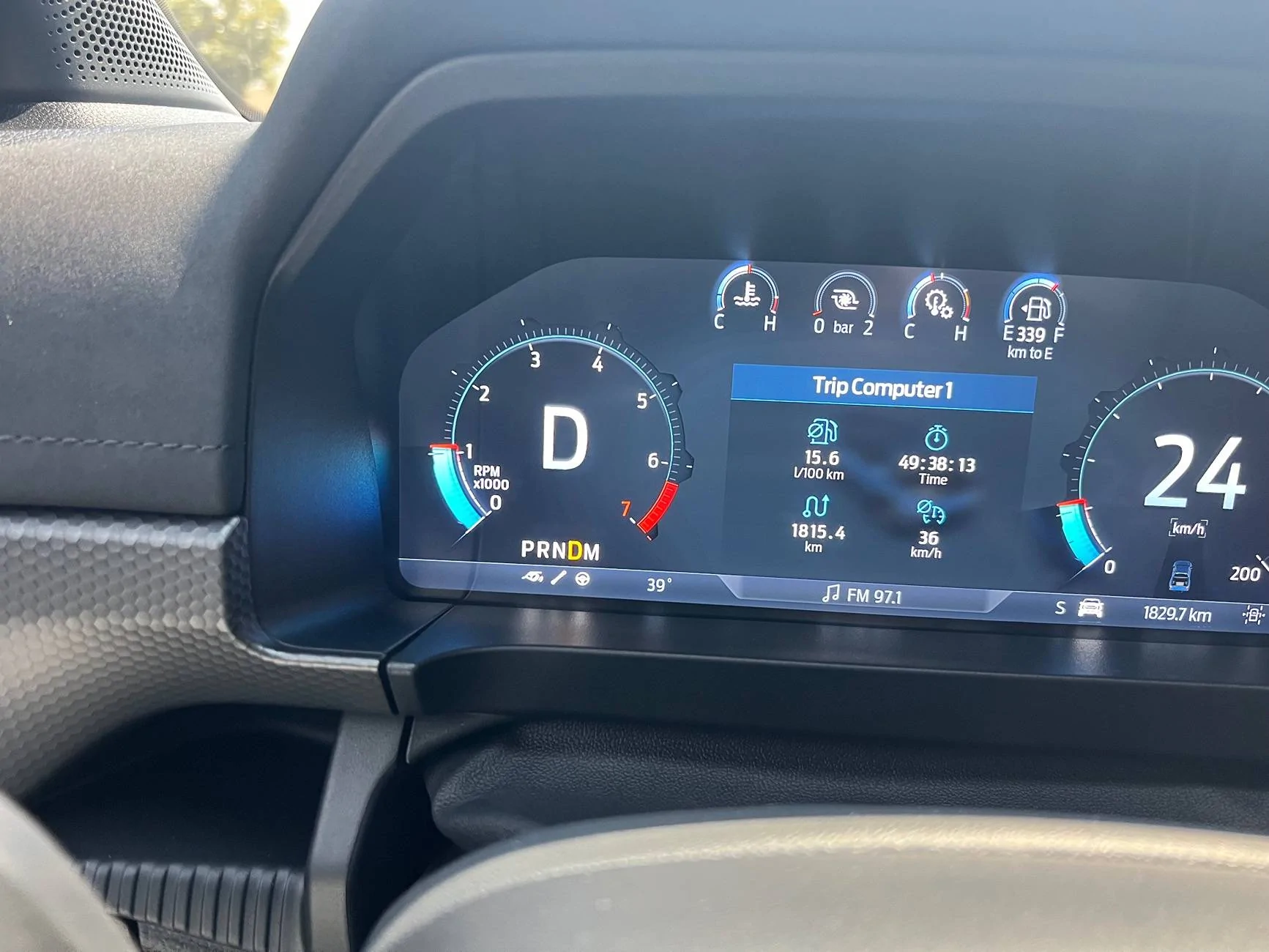 Ford Ranger Cluster gear sign IMG_4778