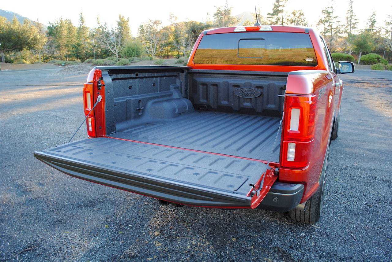 Ford Ranger HOT PEPPER RED Ranger Club Thread 2019-Ford-Ranger-XLT-review-photos-AutoNation-015