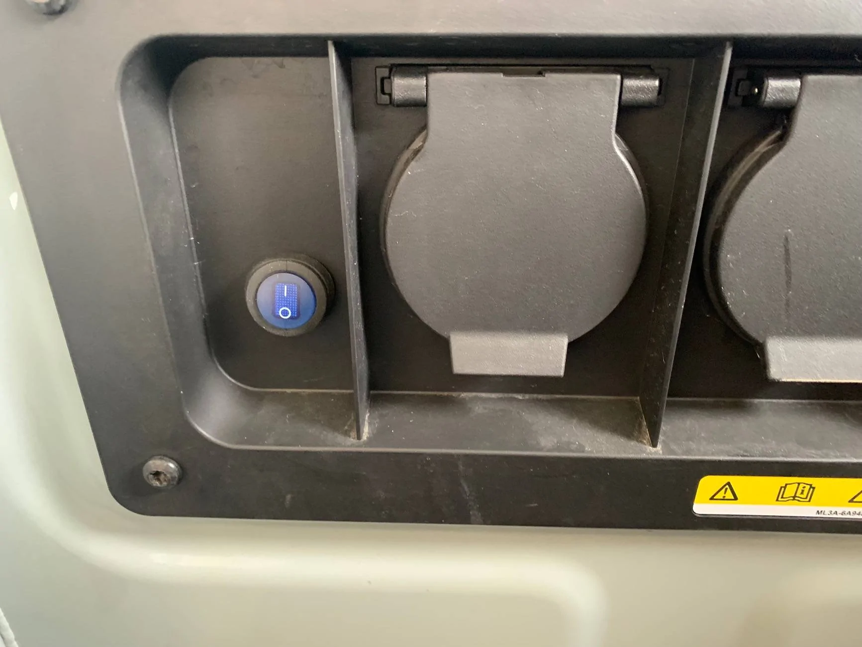 Ford Ranger Bed lighting switch IMG_6457
