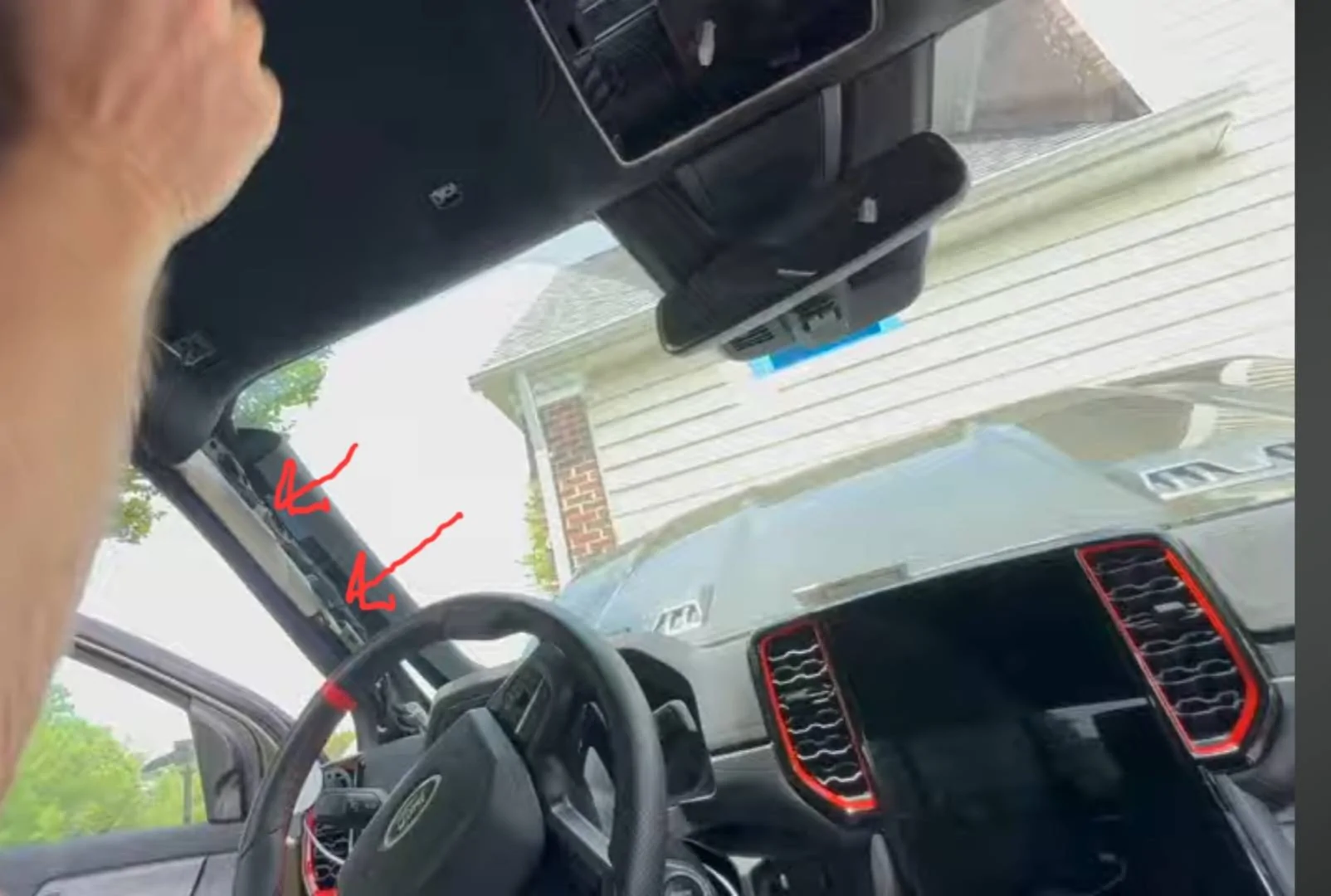 Screenshot_20240923_172721_YouTube.webp