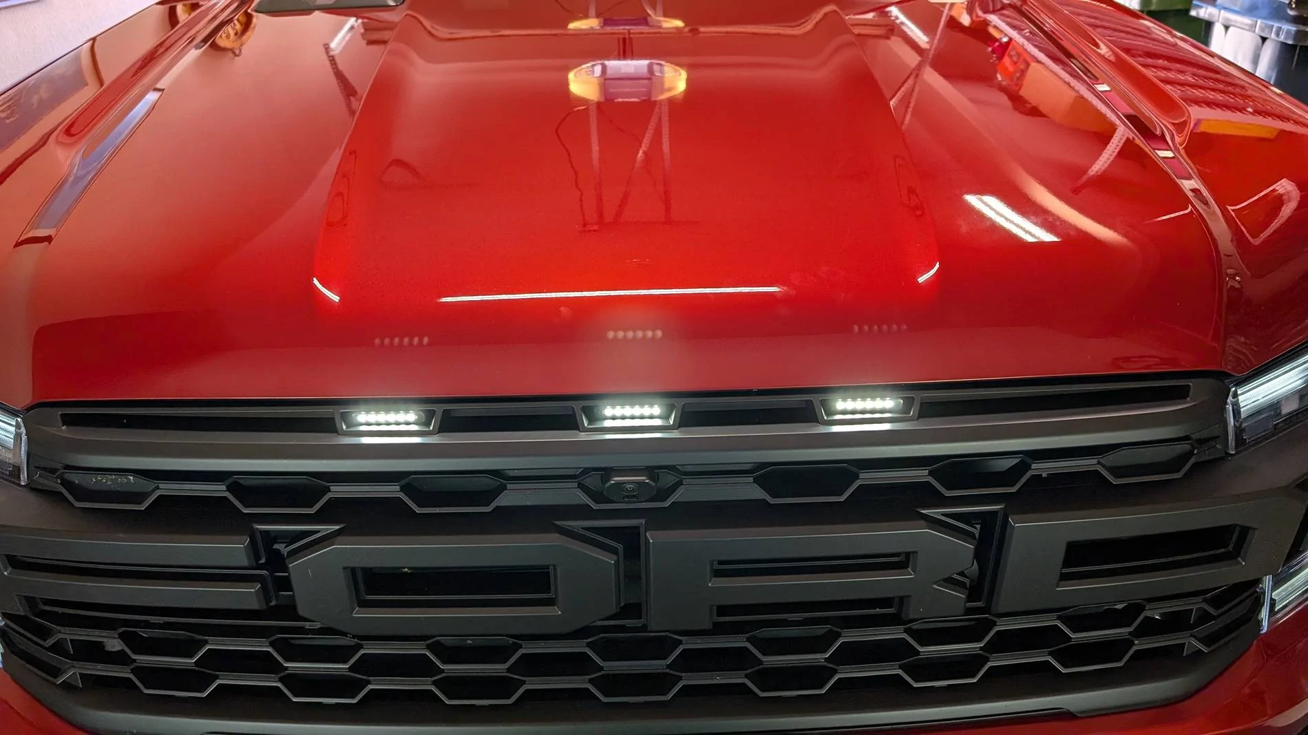 Ford Ranger Signature Lux Grill Lights PXL_20241001_213717647.MP