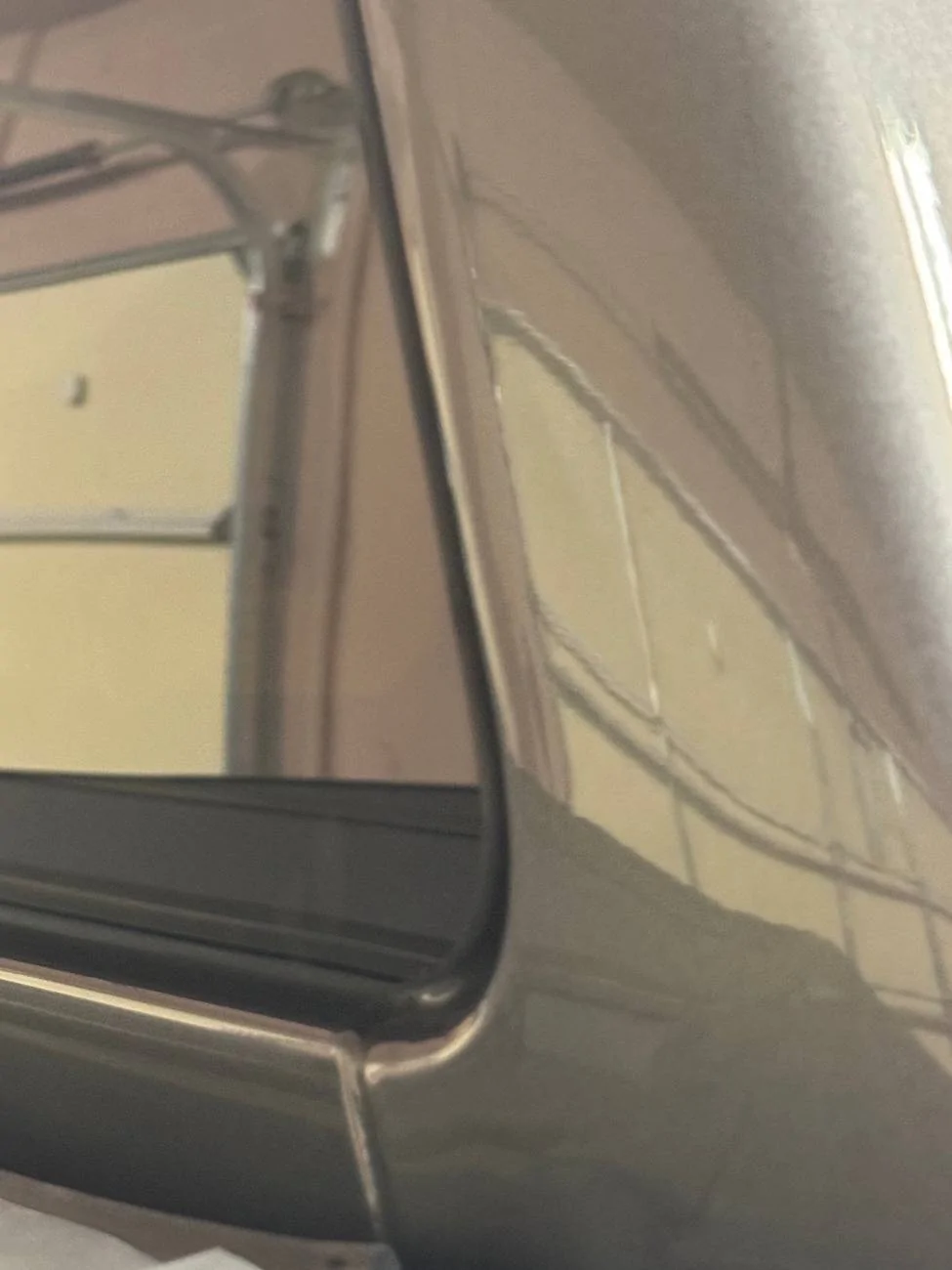 Ford Ranger Rear Window Gap Normal? IMG_2011