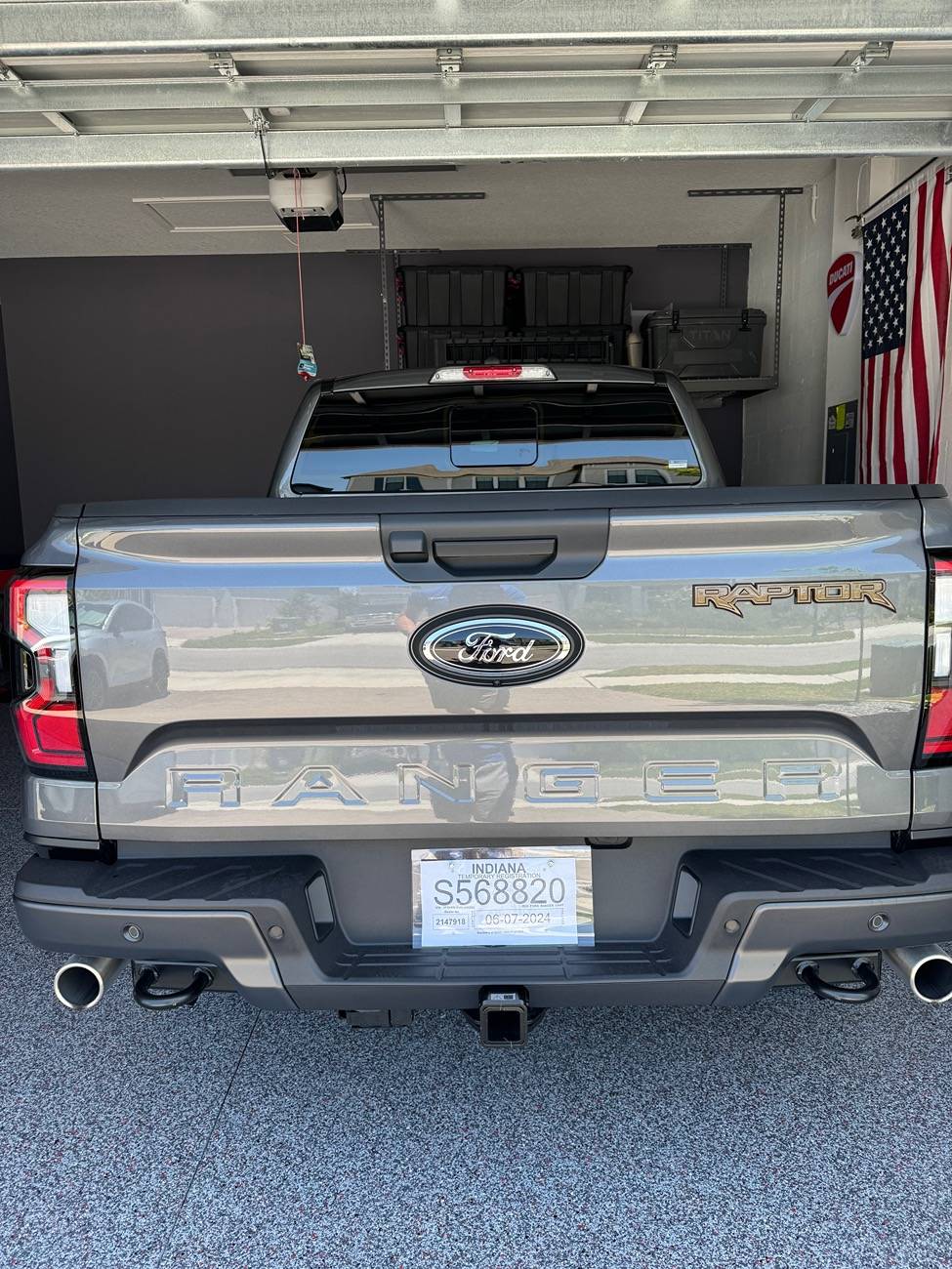 Ford Ranger Raptor Poll: Decal Package or not? IMG_8001