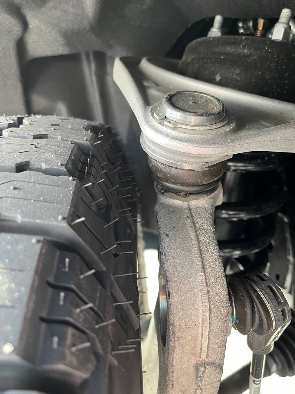 Ford Ranger Do 265/70/17 Wildpeak AT4/W tires fit FX4 Ranger? IMG_1125