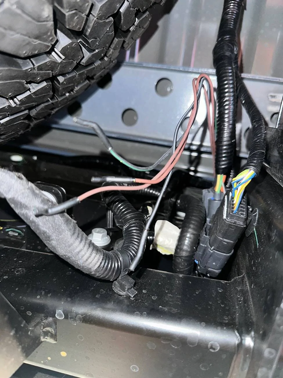 Ford Ranger Auxiliary switch location IMG_1011