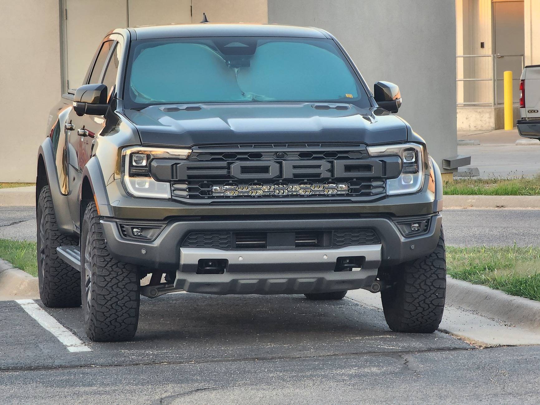 Ford Ranger AUX switches use - what are you using them for? 20241011_075155