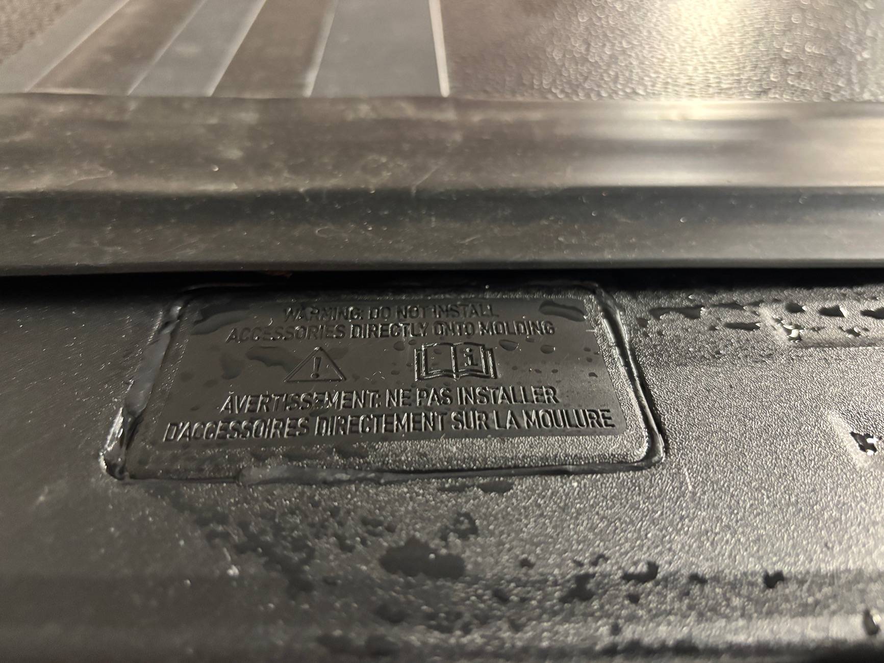 Ford Ranger Plastic Bedrail Cap Part #'s??? IMG_0485