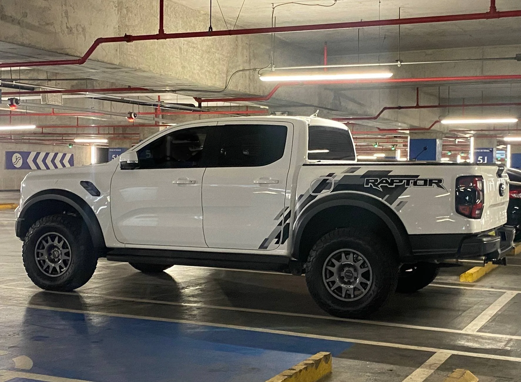 Ford Ranger 2024 Ranger Raptor-Will it need a leveling Kit IMG_6619