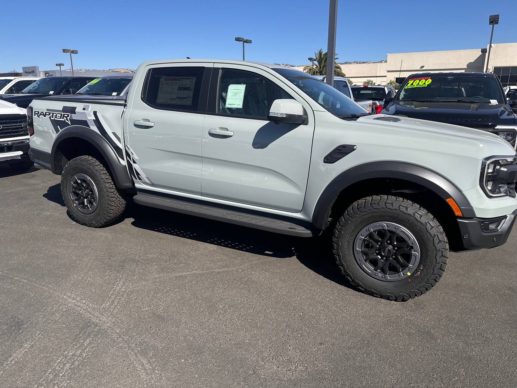 Ford Ranger Picking up my CG Ranger Raptor on 10/19/24 75097564928__FAA75D4B-B009-4351-BEA3-C96264517EDB.JPEG