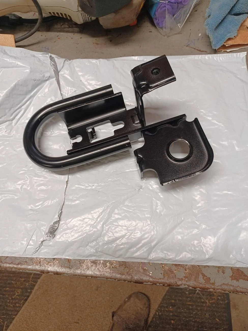 Ford Ranger Gen 5 vs Gen 6 tow hooks 1729945310323-c