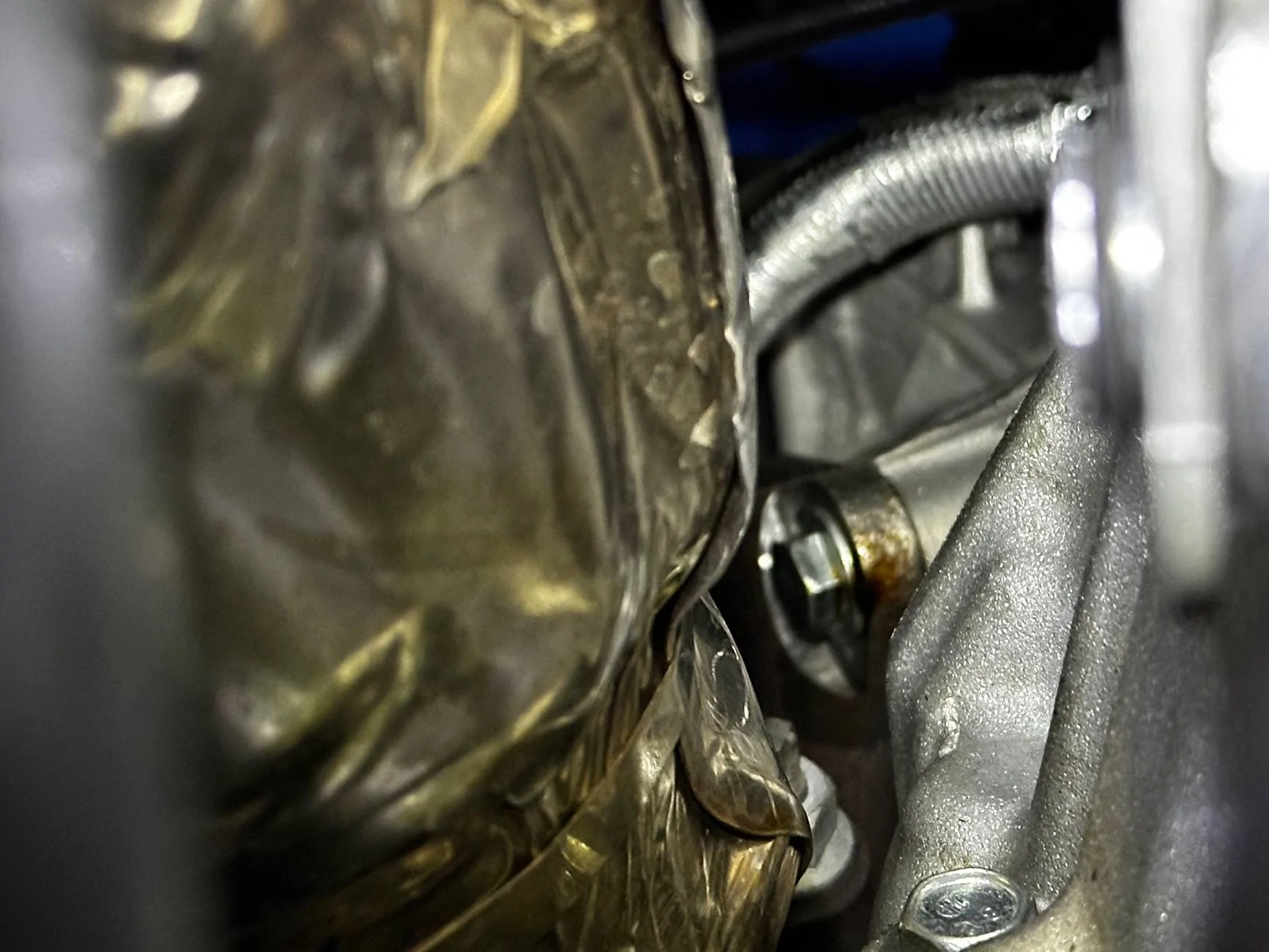 Ford Ranger Oil leak IMG_2728