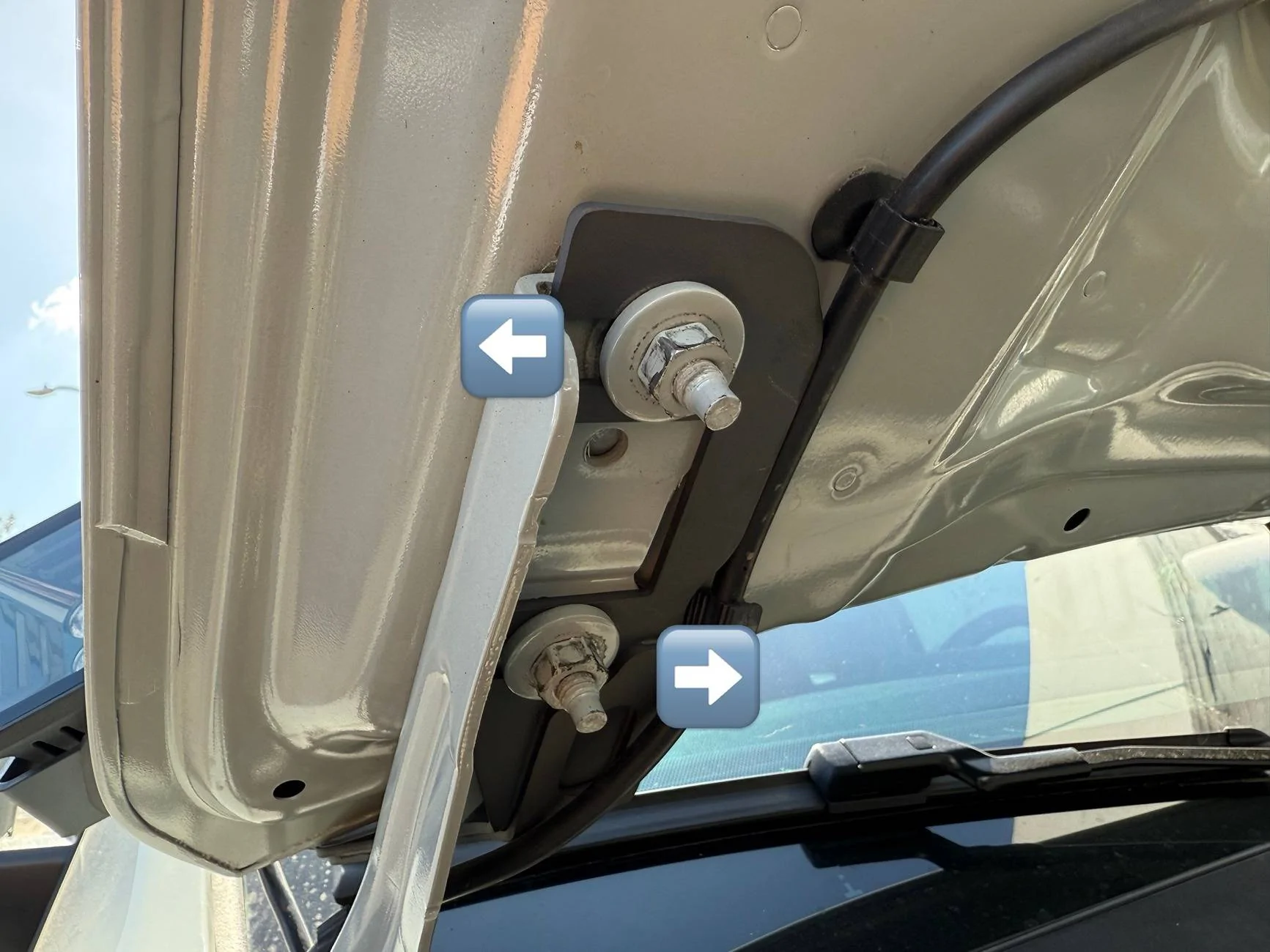 Ford Ranger FSE Titanium A-Pillar Light Brackets [Pre-Order Open] IMG_4378